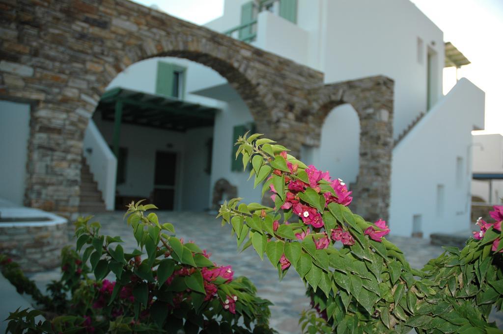 St George Antiparos Apartments And Studios Agios Georgios  المظهر الخارجي الصورة