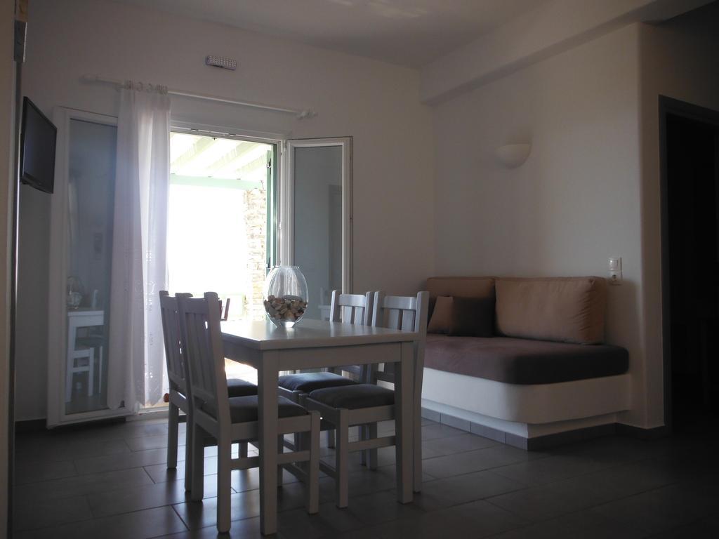 St George Antiparos Apartments And Studios Agios Georgios  المظهر الخارجي الصورة