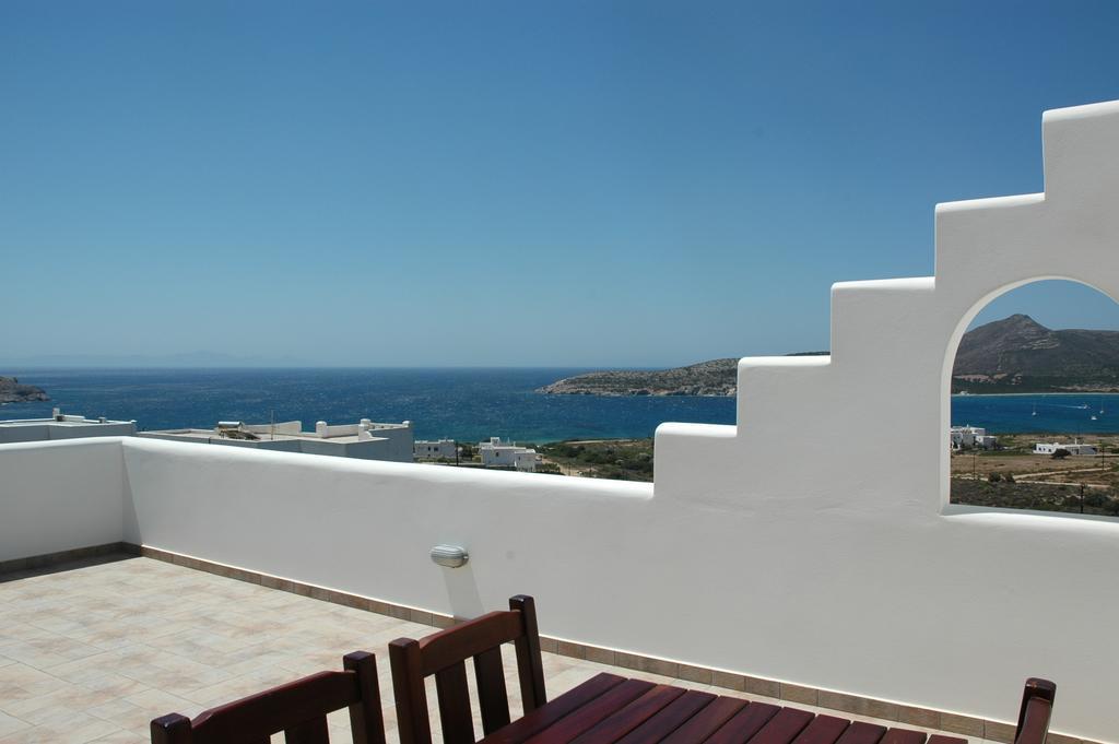 St George Antiparos Apartments And Studios Agios Georgios  المظهر الخارجي الصورة