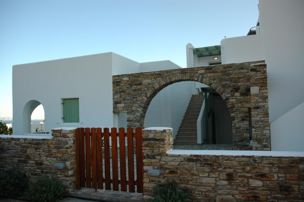St George Antiparos Apartments And Studios Agios Georgios  المظهر الخارجي الصورة