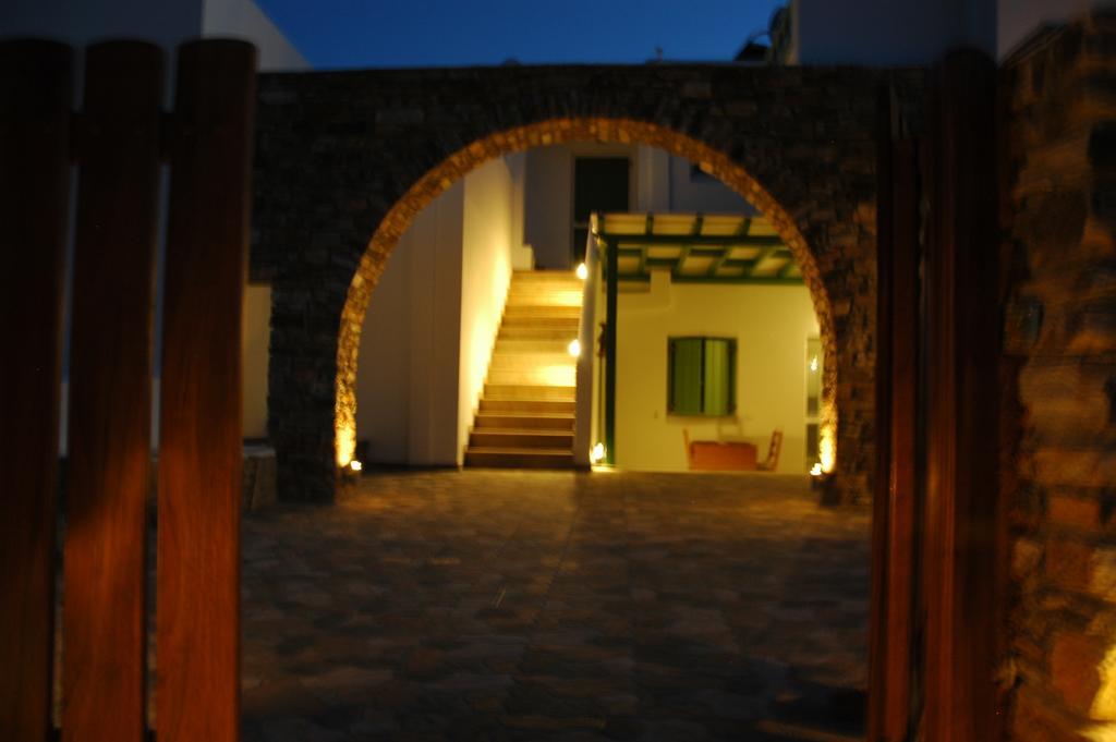 St George Antiparos Apartments And Studios Agios Georgios  المظهر الخارجي الصورة
