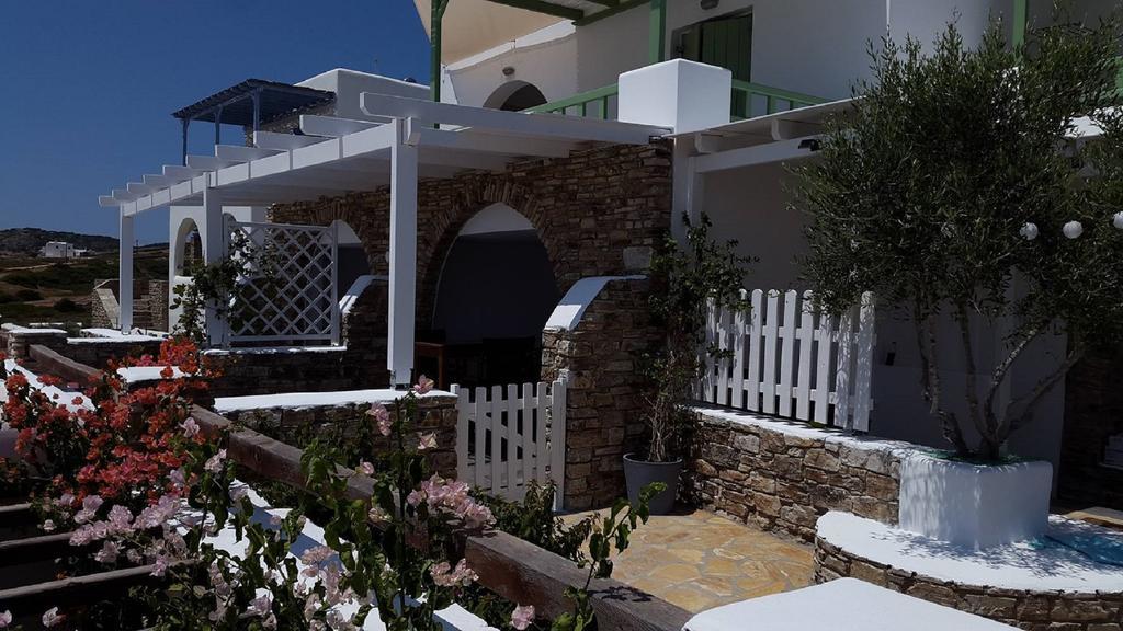 St George Antiparos Apartments And Studios Agios Georgios  المظهر الخارجي الصورة